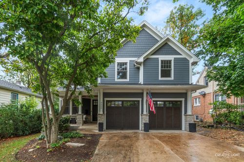 4220 Forest Ave, Downers Grove, IL, 60515-2049 | Card Image