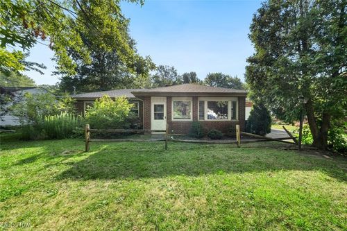 3215 Nagel Rd, Avon, OH, 44011-2059 | Card Image