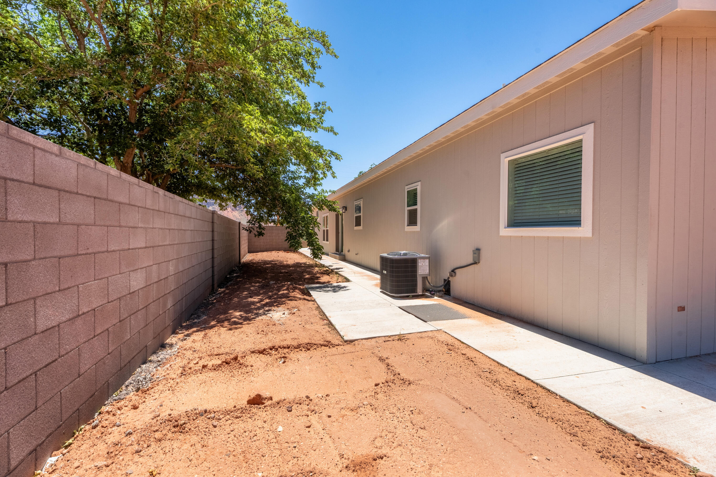 Residential in Hildale