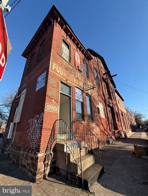 2 Pearl Street, Trenton, NJ, 08609 | Card Image