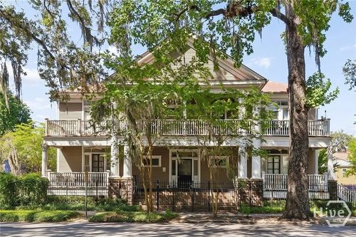 a-8 W 37th St, savannah, GA, 31401-9187 | Card Image