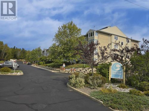 500 Toledo St, Thunder Bay, ON, P7A8A6 | Card Image