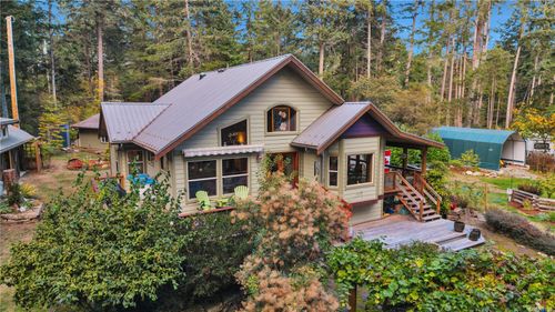 2575 Coho Dr, Gabriola, BC, V0R1X7 | Card Image
