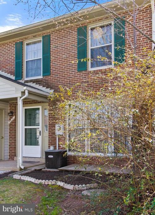 7671 Callan Dr, MANASSAS, VA, 20109-2901 | Card Image