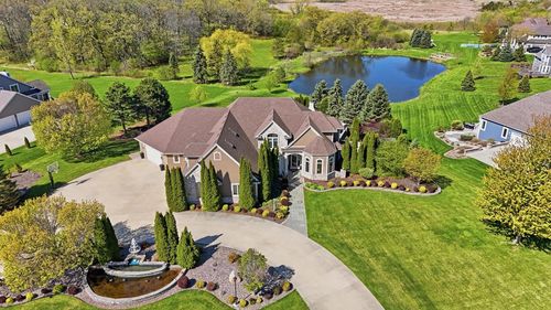 5924 Stefanie Way, Caledonia, WI, 53108-9563 | Card Image