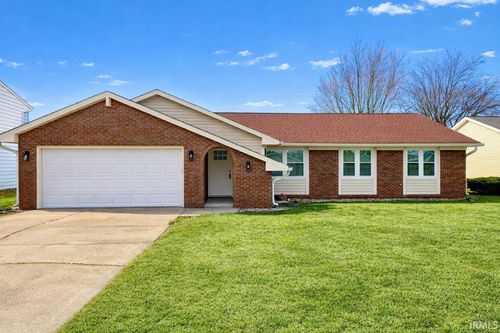 800 W Roberts Ave, Marion, IN, 46952-1952 | Card Image