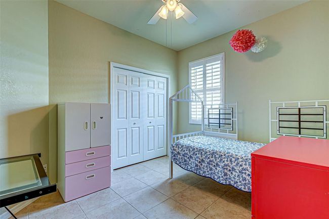 First Bedroom | Image 8