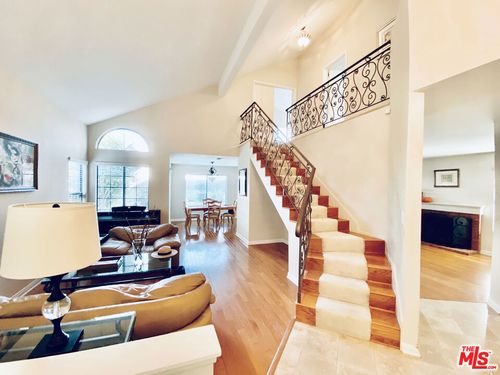 3856 Cottonwood Grove Trl, Agoura Hills, CA, 91301-5309 | Card Image