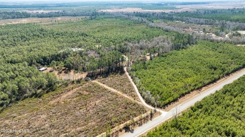 4 Brown Heritage Rd, Maple Hill, NC, 28454 | Card Image