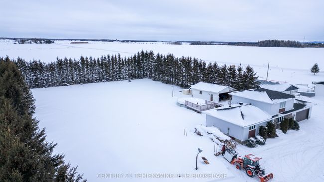 998169 Highway 11, House other with 3 bedrooms, 2 bathrooms and 6 parking in New Liskeard ON | Image 6