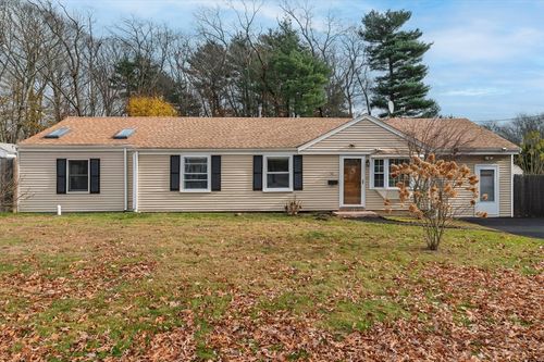 92 Mercury St, Weymouth, MA, 02188-1016 | Card Image