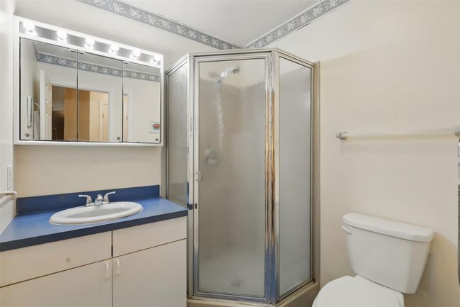 Hall Bath | Image 18