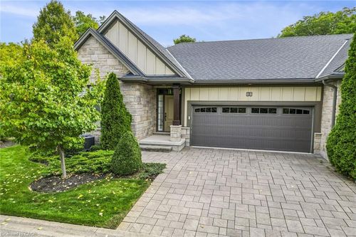 1 Cedar Dr, St Davids, ON, L0S1J1 | Card Image