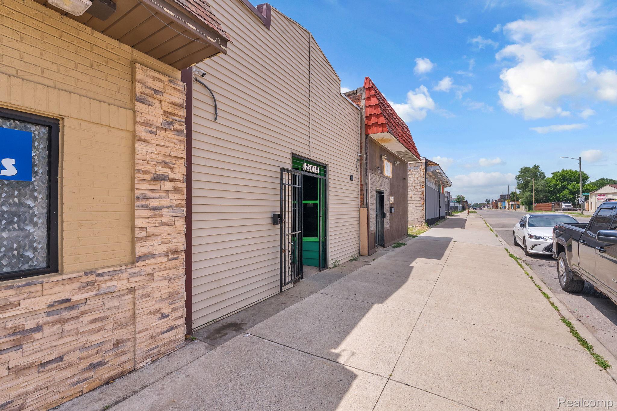 Commercial Sale in Detroit 5