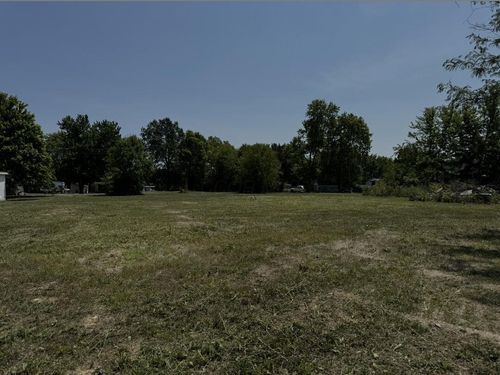 36 Circle Ave, New Holland, OH, 43145-8701 | Card Image