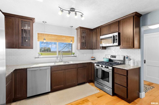 304 W Robinson St, House other with 3 bedrooms, 2 bathrooms and null parking in Goodfield IL | Image 9