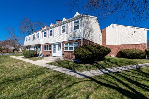 140 Primrose Ln, Brick, NJ, 08724-1432 | Card Image