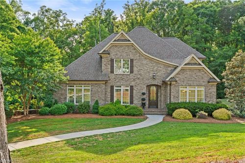 8050 Windswept Dr, Belews Creek, NC, 27009-9216 | Card Image