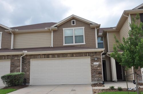 16025 Summerville Lake Dr, Tomball, TX, 77377-2838 | Card Image