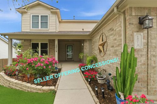 15718 Hastings Park, Selma, TX, 78154-3857 | Card Image