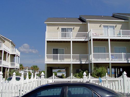 108-108 Sea Star Cir, Surf City, NC, 28445-7782 | Card Image