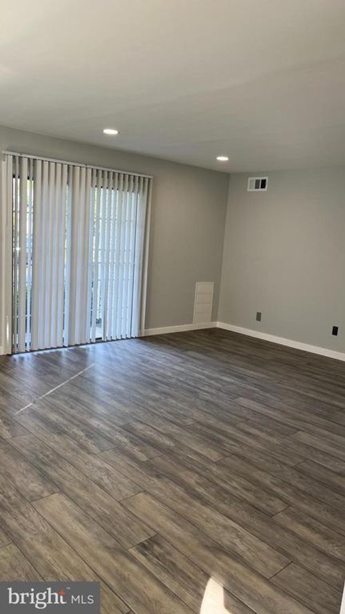 1808 Beacon Hill Dr, HOLLAND, PA, 18966-2539 | Card Image