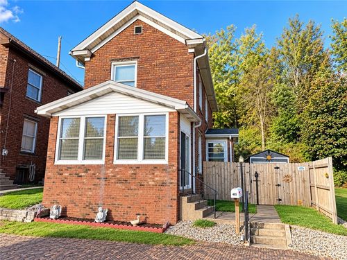 405 Parkway St, Freedom, PA, 15042-1211 | Card Image