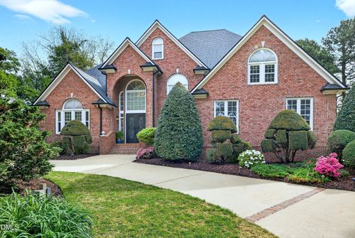 2217 Moss Pointe Ln, Raleigh, NC, 27606-9013 | Card Image