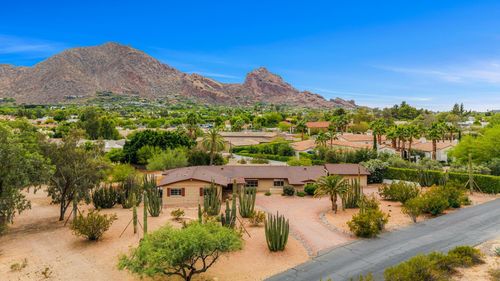 5901 E Cactus Wren Rd, Paradise Valley, AZ, 85253-8004 | Card Image