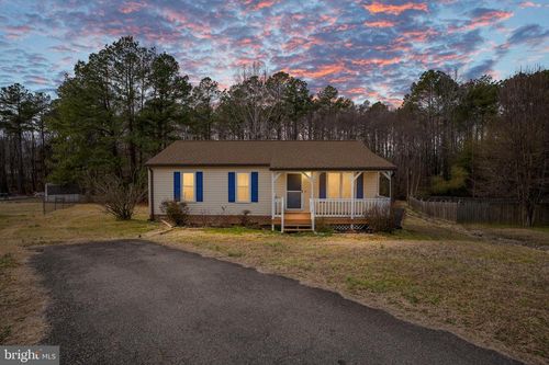 10303 W Alberta Ct, Chesterfield, VA, 23832-6953 | Card Image