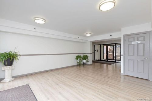 1f-1 Hawley Terrace, Yonkers, NY, 10701 | Card Image