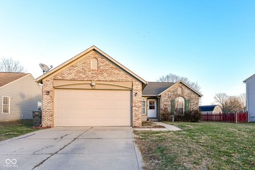 2217 Golden Eye Cir, Indianapolis, IN, 46234-8874 | Card Image
