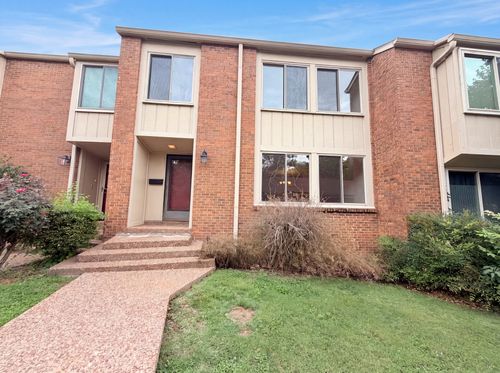 6924 Highland Park Dr, Nashville, TN, 37205-4028 | Card Image