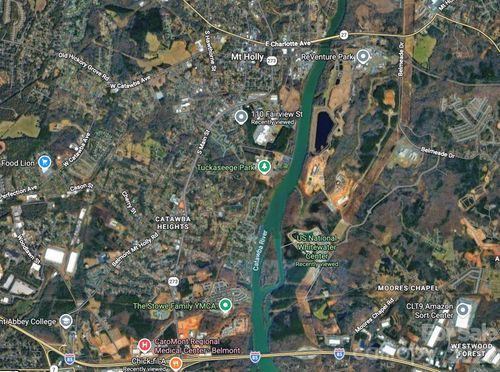 110 Fairview St, Mount Holly, NC, 28120-1968 | Card Image