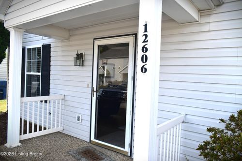 12606 Westport Ridge Way, Louisville, KY, 40245-6448 | Card Image