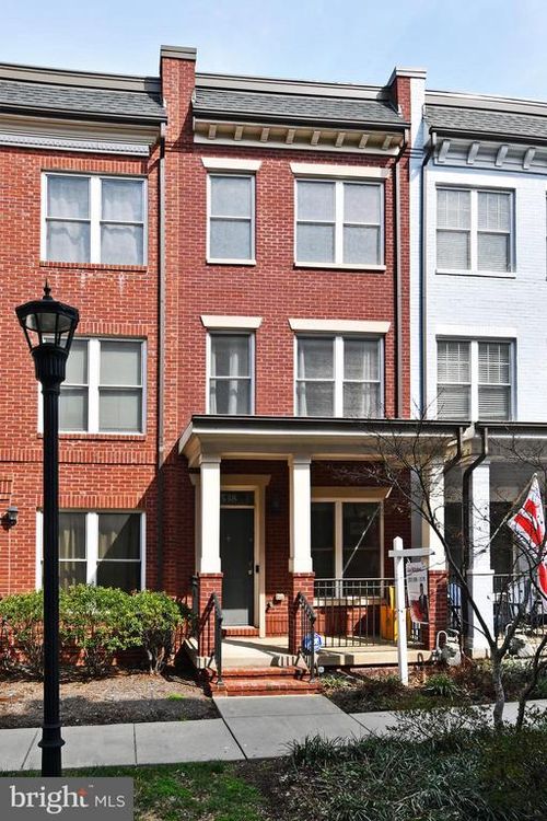 538 Regent Pl Ne, WASHINGTON, DC, 20017-2600 | Card Image