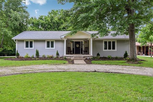 16016 Rugby Trl, Litchfield, IL, 62056-4100 | Card Image