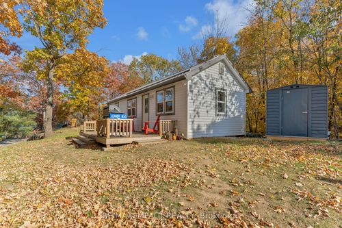 9010 Perth Rd, South Frontenac, ON, K0H0A5 | Card Image