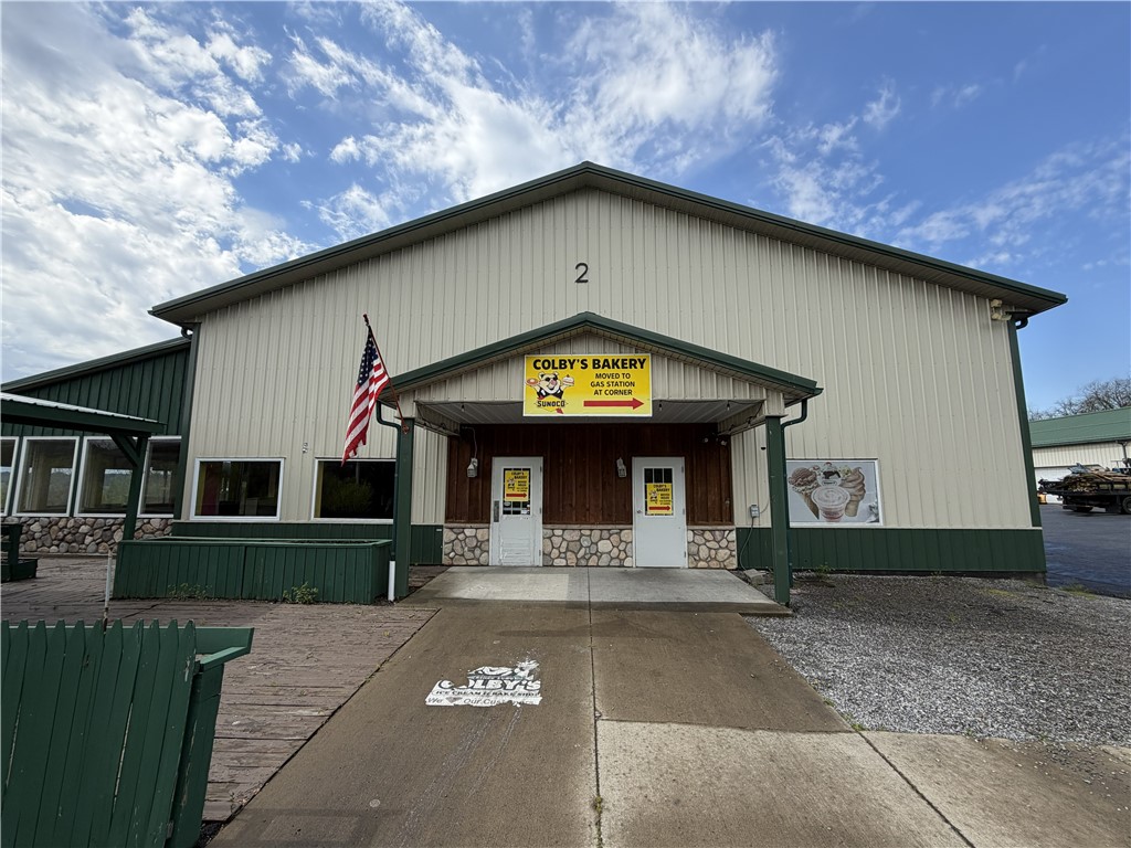 7272 W Henrietta Rd, Rush, NY 14543