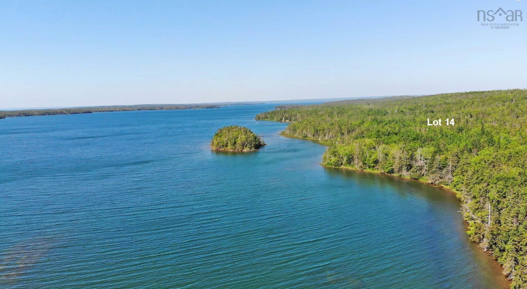 Land in Lennox Passage 3