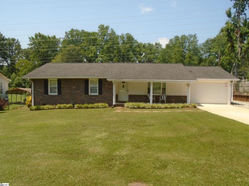 424 Penarth Dr, Greenville, SC, 29617-3261 | Card Image