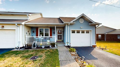 70 Rolling Meadows Dr, Goodlettsville, TN, 37072-4159 | Card Image