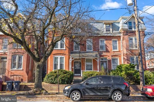 2-827 N Jackson St, WILMINGTON, DE, 19806-4672 | Card Image