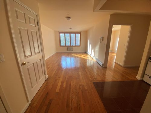 apt-5d-140 Cherry Ave, Flushing, NY, 11355-6036 | Card Image