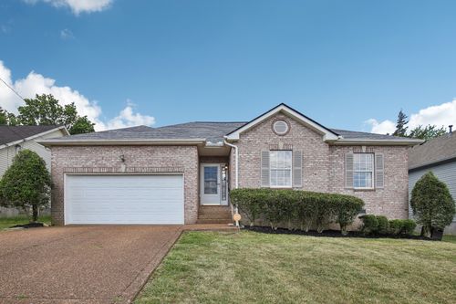 2812 Stokers Ln N, Nashville, TN, 37207-4236 | Card Image