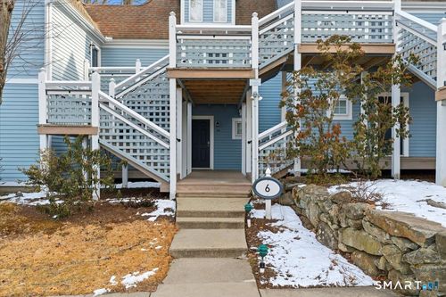 611-611 Old Pond Ln, Norwich, CT, 06360-7037 | Card Image