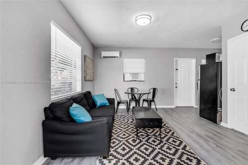 apt-3-105 Sw 5th Ct, Dania Beach, FL, 33004-3593 | Card Image