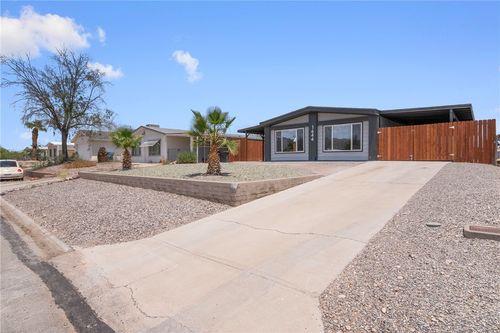 1644 Bluebonnet Blvd, Bullhead City, AZ, 86442-6224 | Card Image