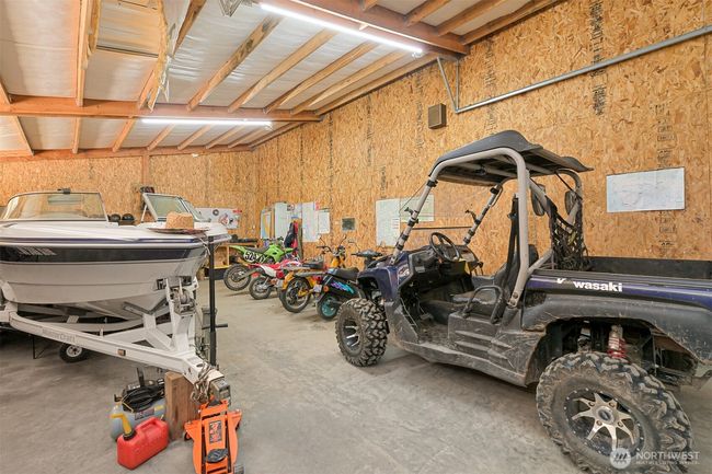 2046 E Smith Rd, House other with 3 bedrooms, 4 bathrooms and 5 parking in Bellingham WA | Image 33