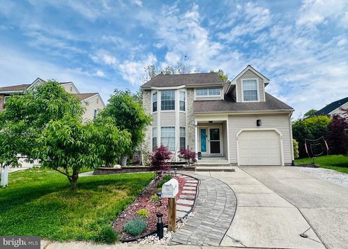 26 Christopher Mills Dr, MOUNT LAUREL, NJ, 08054-3359 | Card Image
